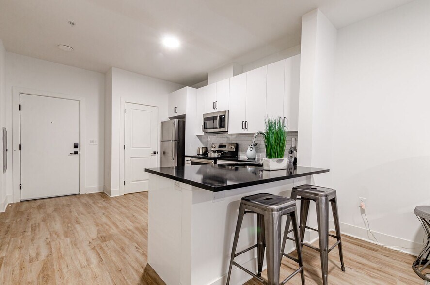 Interior Photo - Lakeside Residence