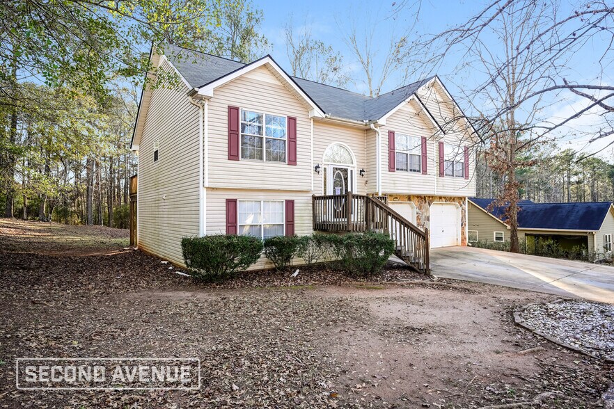 Building Photo - 75 Lark Rd