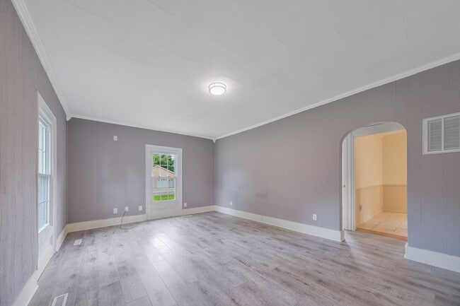Building Photo - 2 Bedroom / 2 Bathroom House in Tuscola