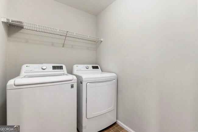 Building Photo - 12720 Morningpark Cir