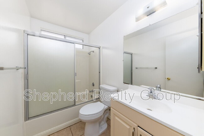 Building Photo - 2488 San Padre Ct