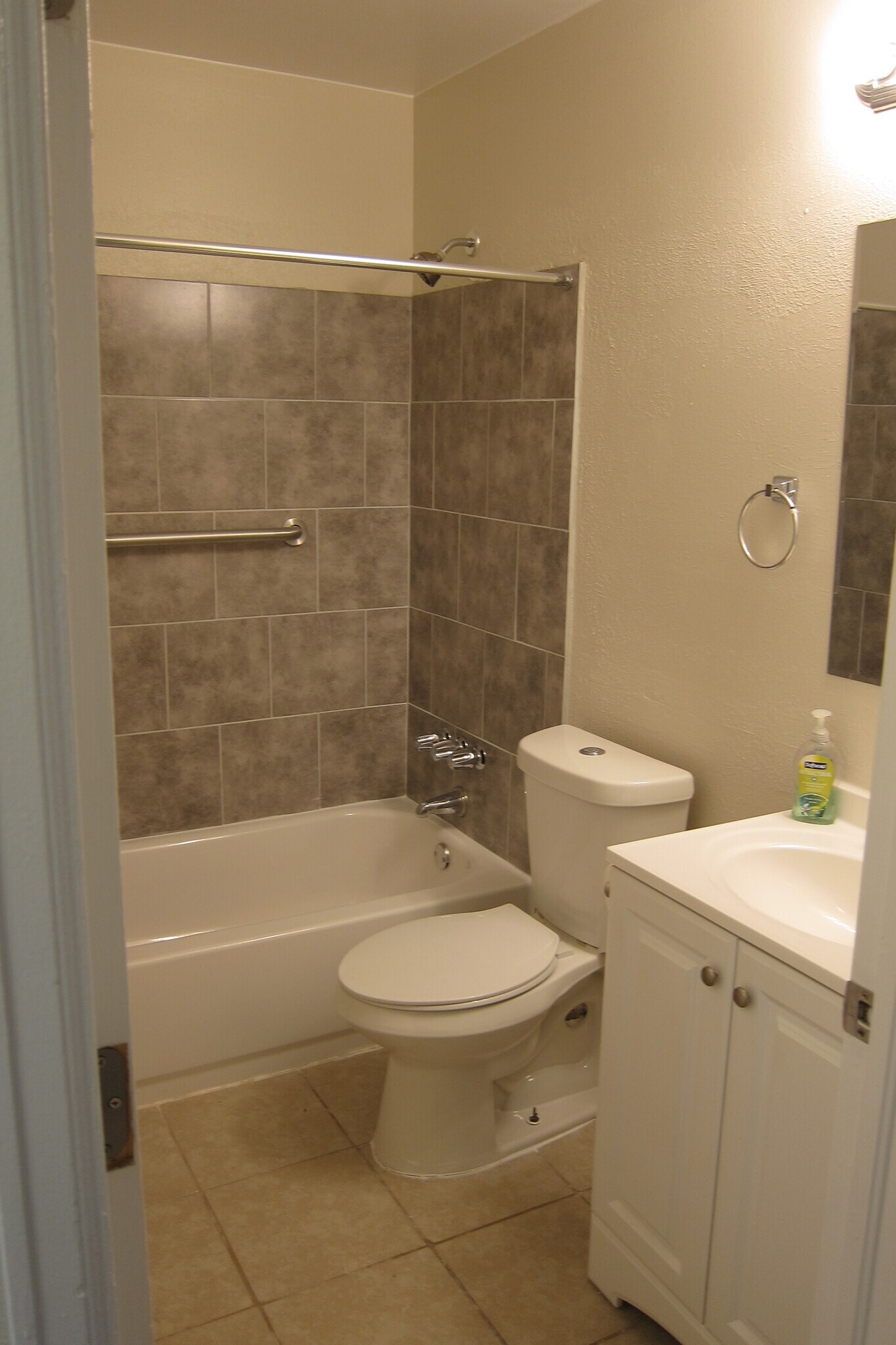 Building Photo - 4394 S Ceylon Way