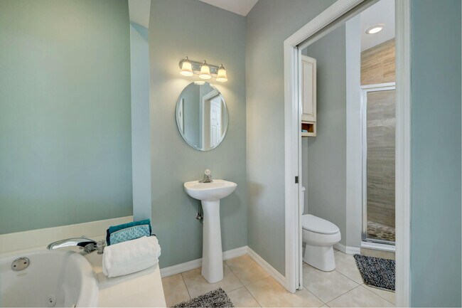 Building Photo - 9821 Perfect Dr