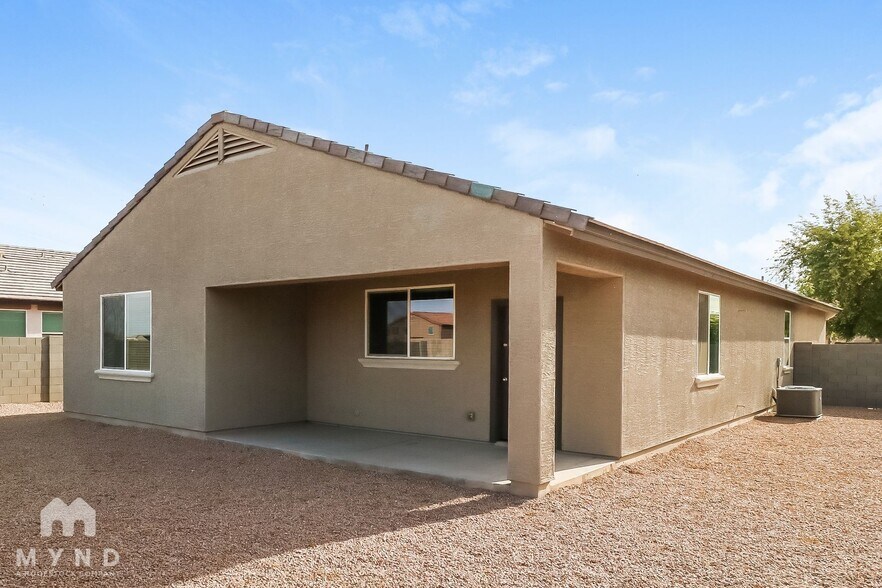 Building Photo - 2626 S 120th Dr