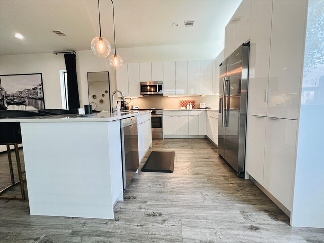 Building Photo - 2223 Padron Pl