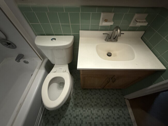 Building Photo - 223 Wiegel Dr