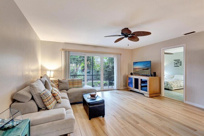Building Photo - 3110 Surf Way