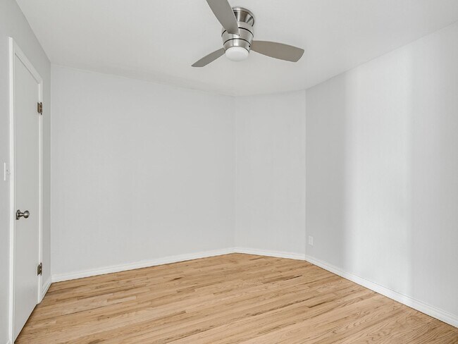 Building Photo - Beautiful Home Just Minutes from the OU Campus!