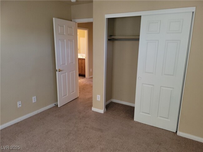 Building Photo - 9870 Santa Ponsa Ct