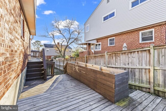 Building Photo - 3918 Usher Ave