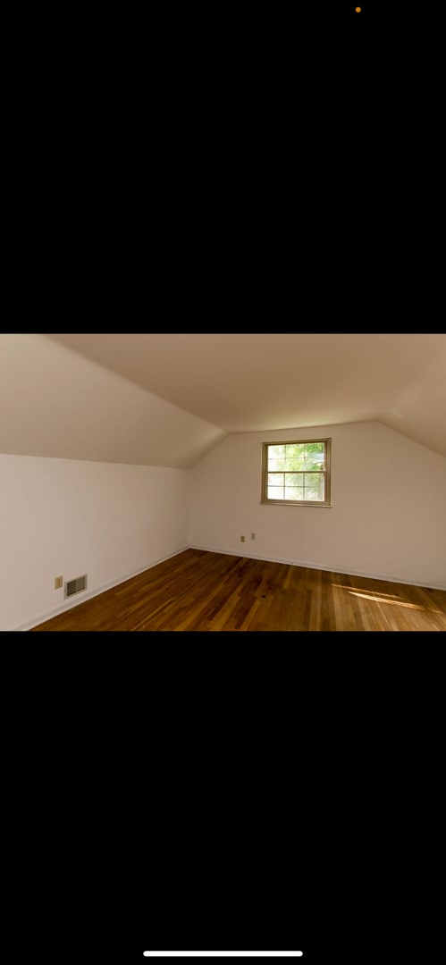 Building Photo - Welcome home to this 4-bedroom home in Kettering