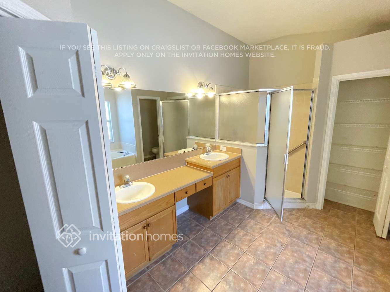 Building Photo - 22534 Roderick Dr