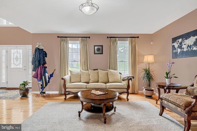 Building Photo - 201 Sunbrook Dr