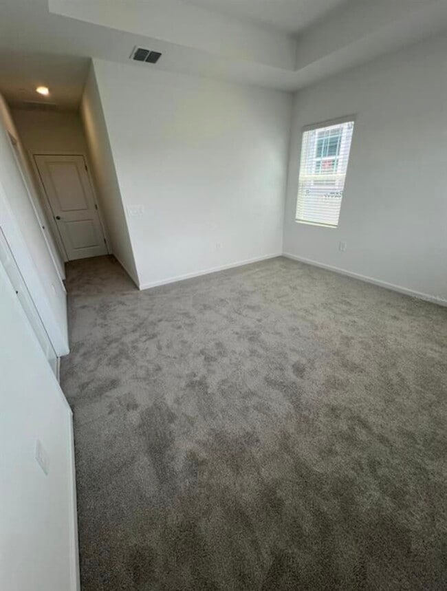 Building Photo - 7318 Ivy Tendril Ave