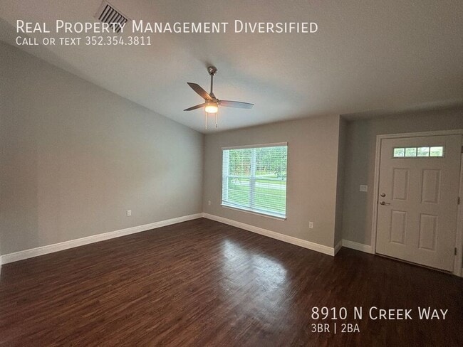 Building Photo - 8910 N Creek Way
