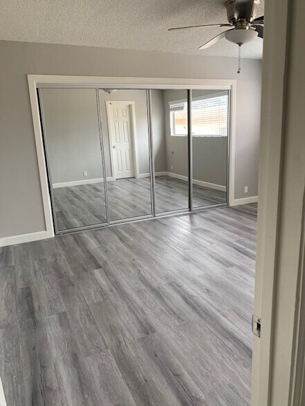 Building Photo - 4015 W Adams Blvd