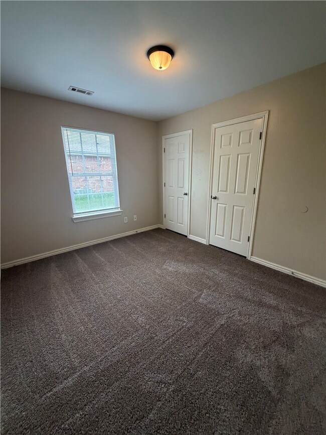 Building Photo - 312 Graystone Cir