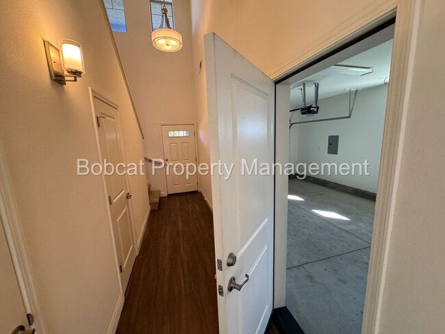 Building Photo - 1226 Saltern Dr