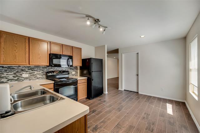 Building Photo - 12712 Skeeter Ln