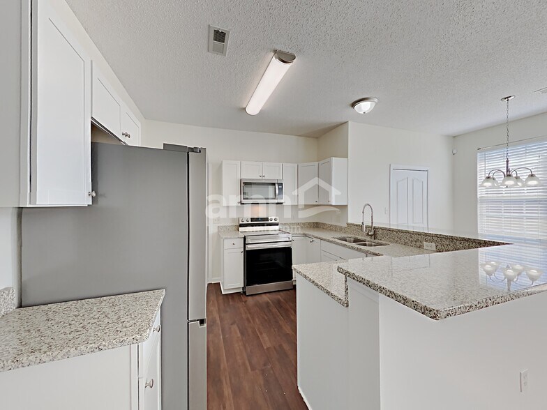 Building Photo - 3927 Bayse Ct