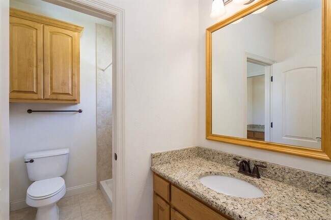 Building Photo - 104 Cedar Glen Cove