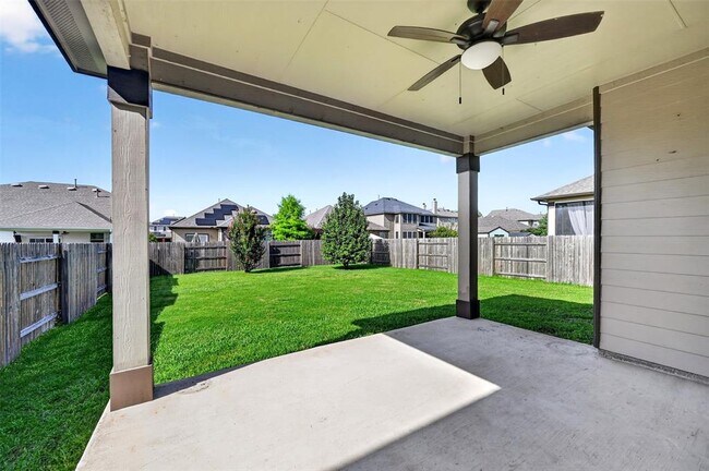 Building Photo - 1049 Clove Hitch Dr