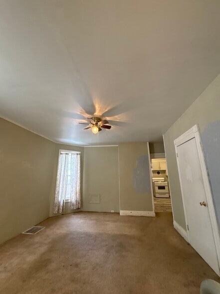 Building Photo - 360 Euclid Ave