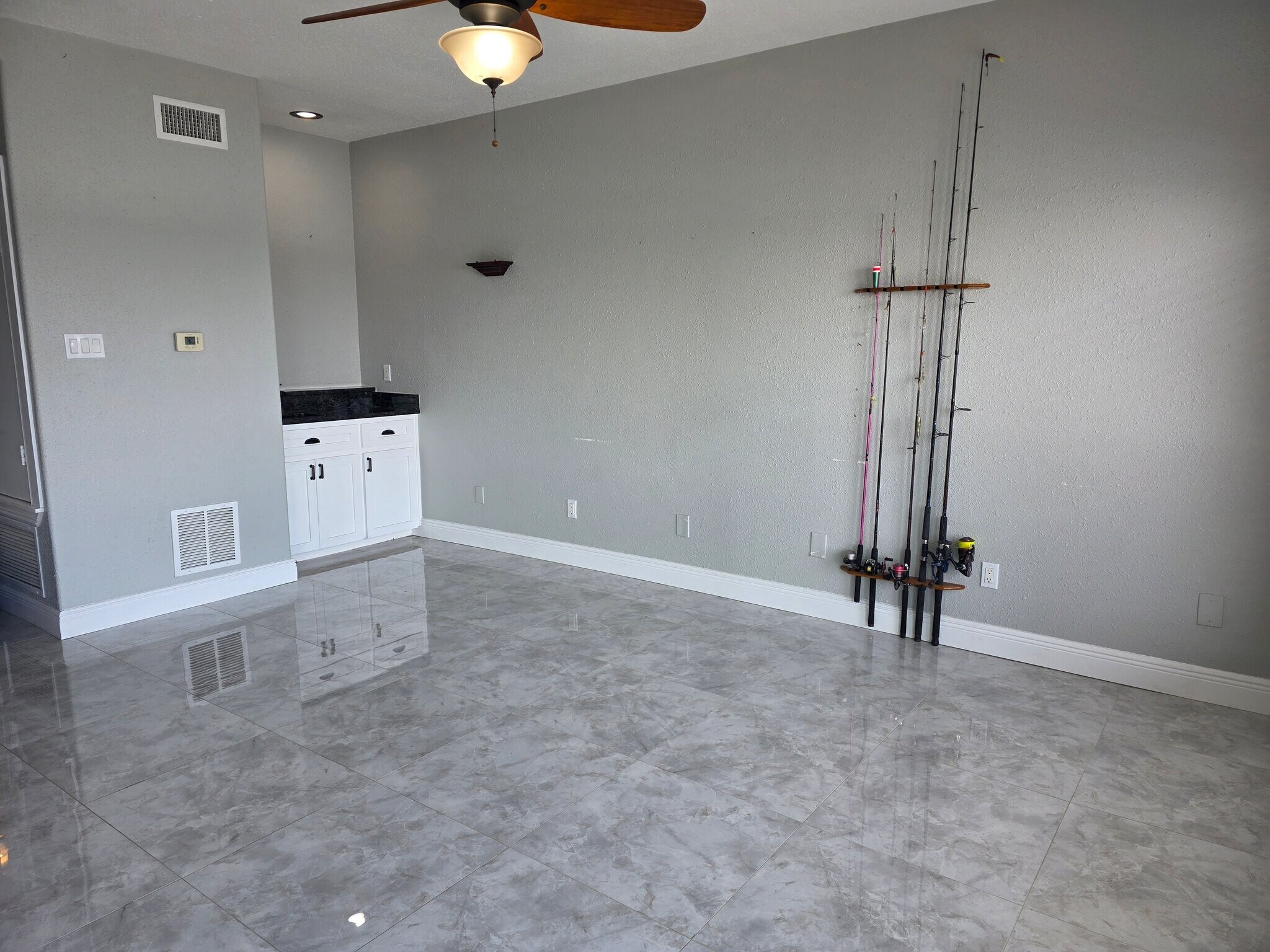 Building Photo - 15337 Bonasse Ct