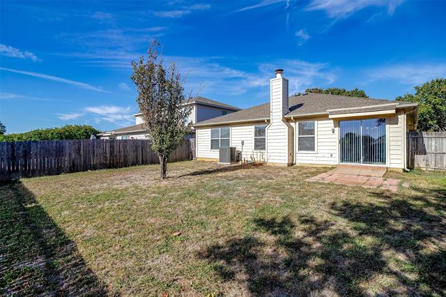 Building Photo - 8304 Horse Whisper Ln