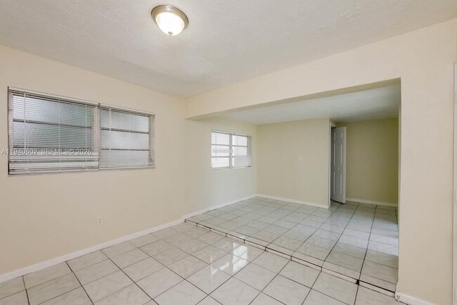 Building Photo - 998 NW 202nd St