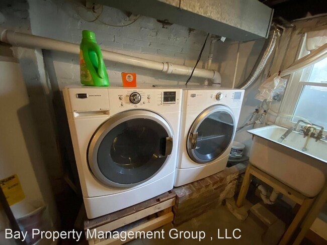 Building Photo - 2 br, 1.5 bath House - 305 S Lehigh St