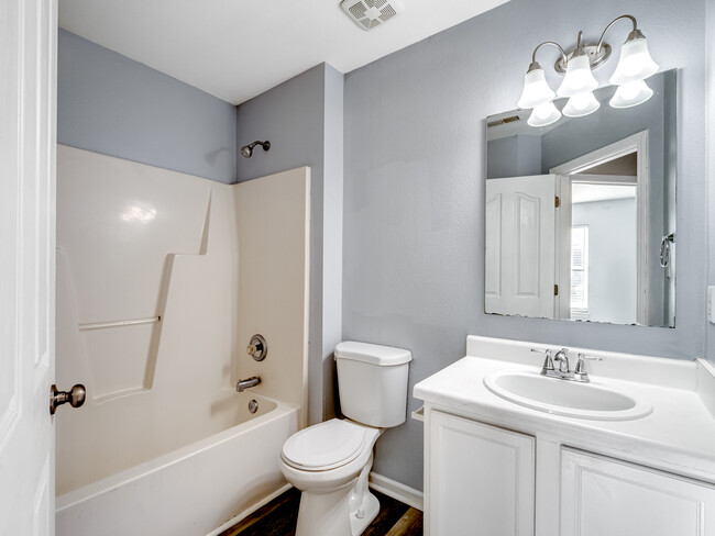 Guest Bathroom - 719 Almora Dr