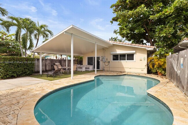 Building Photo - 1406 Polk St