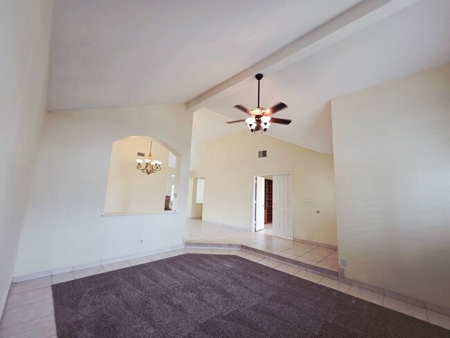 Building Photo - Single Story Home w/Pool in The Lakes!
