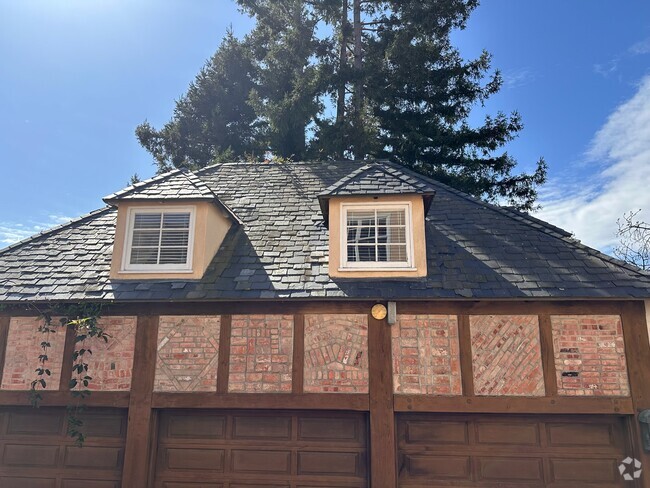 Building Photo - 149 Beechwood Dr