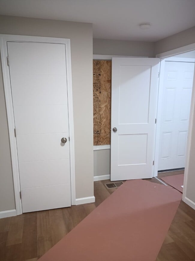 Building Photo - 1115 Dudley Ave