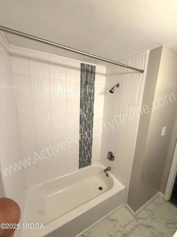 Building Photo - 1803 Canterbury Rd