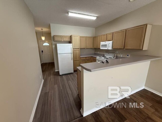 Building Photo - 2651 S Juniper St