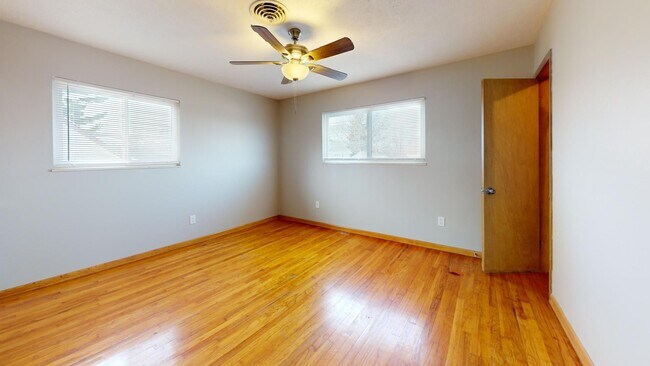 Building Photo - 7405 Marlborough Ave