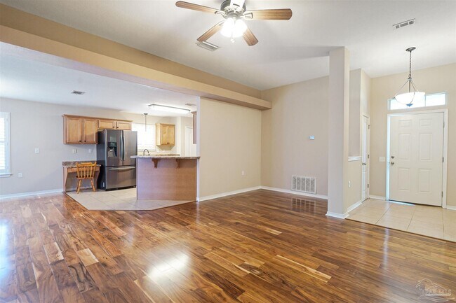 Building Photo - 8932 Abbington Dr