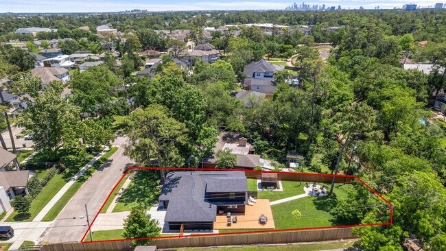 Building Photo - 8537 Panatella Dr