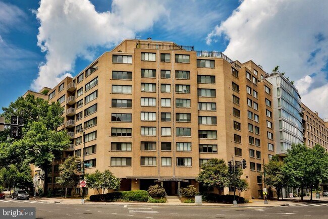 Building Photo - 2201 L St NW