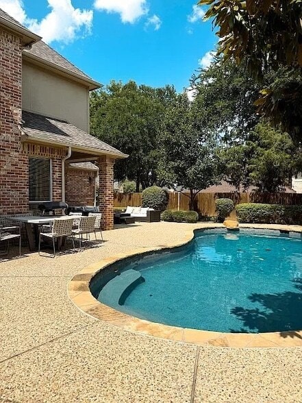 Building Photo - 801 Timber Lake Cir