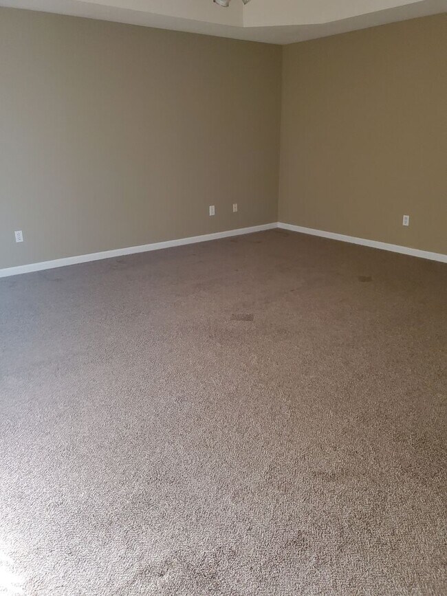 Building Photo - 114-116-116 Antelope Dr