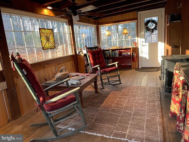 Building Photo - 59 Angel Kiss Ln