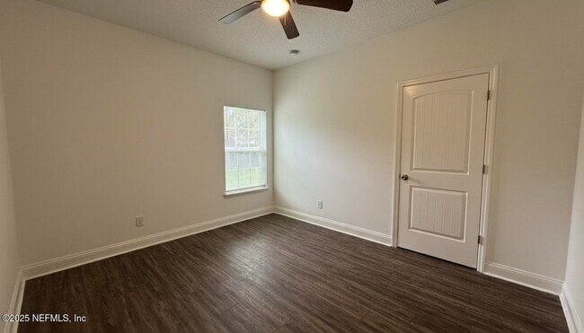 Building Photo - 6625 Osceola St