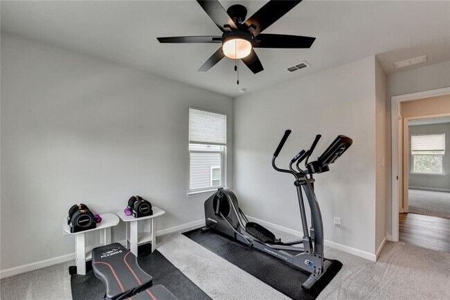 Building Photo - 4665 Shipley Ave