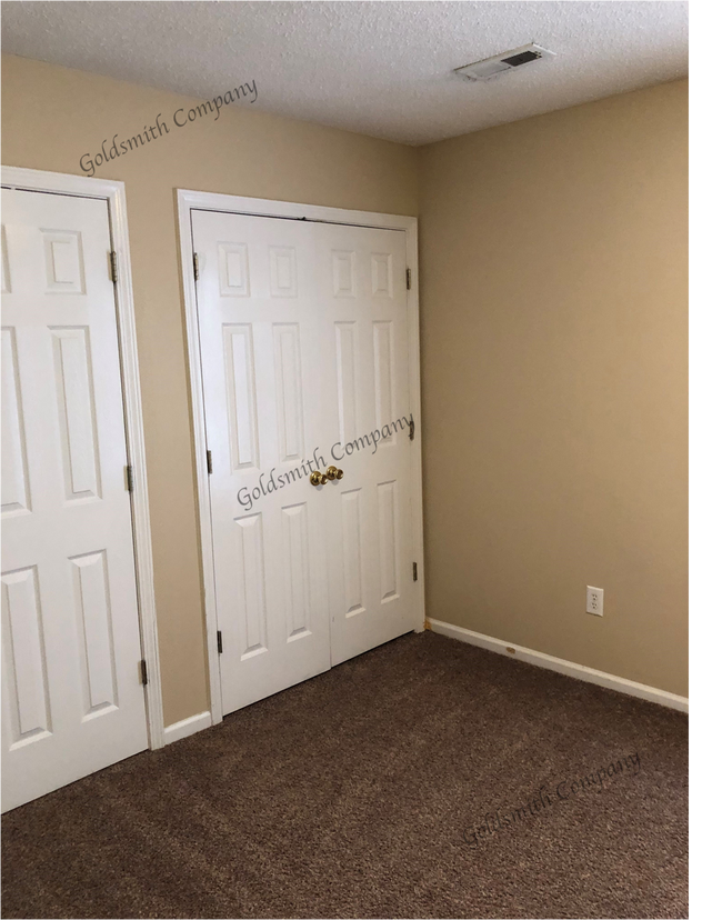 Building Photo - 209 Springfield Cir