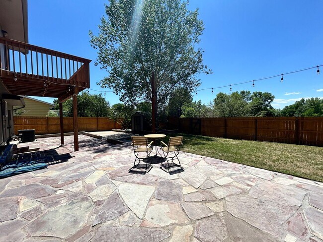 Building Photo - Spacious 4-Bedroom House Near Open Space in Heatherwood, Boulder