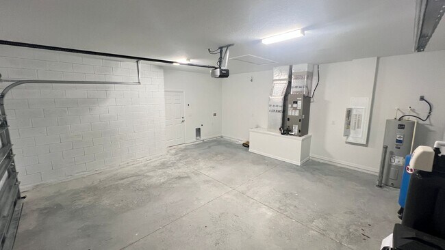 Building Photo - GORGEOUS Bedroom, 2 Bathroom Home in Palm Bay!!